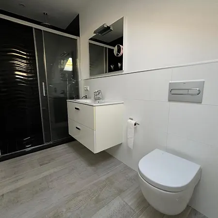 Lunaymar, 1º Linea Mar Con Piscina Estepona